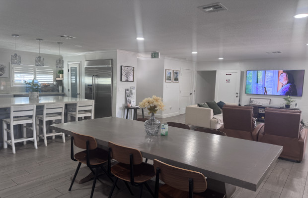 Board and Care in Corona California 92882 at easeplacement.com - Ease Placement