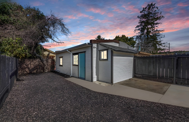 Board and Care in Oakland California 94603 at easeplacement.com - Ease Placement