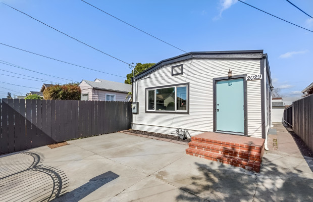 Board and Care in Oakland California 94603 at easeplacement.com - Ease Placement