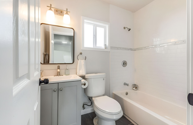 Board and Care in Oakland California 94603 at easeplacement.com - Ease Placement