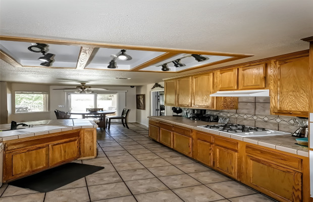 Board and Care in Victorville California 92395 at easeplacement.com - Ease Placement