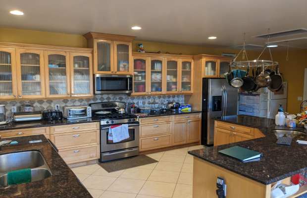 Board and Care in Long Beach California 90815 at easeplacement.com - Ease Placement