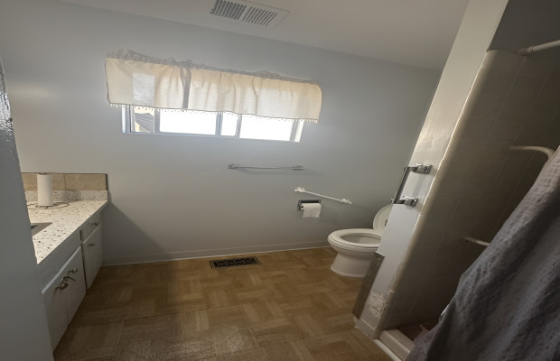 Board and Care in Salinas California 93901 at easeplacement.com - Ease Placement