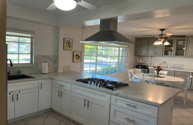 Board and Care in Northridge California 91325 at easeplacement.com - Ease Placement