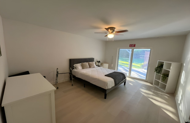 Board and Care in Northridge California 91325 at easeplacement.com - Ease Placement