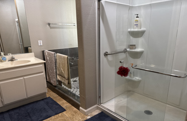 Board and Care in Fontana California 92337 at easeplacement.com - Ease Placement