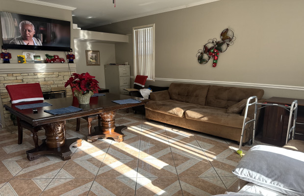 Board and Care in Fontana California 92337 at easeplacement.com - Ease Placement