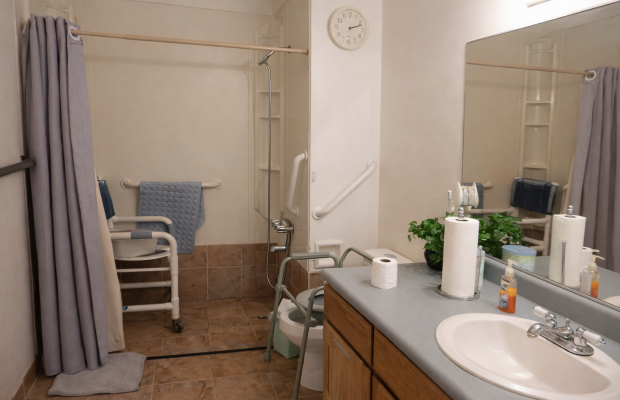 Board and Care in Newman California 95360 at easeplacement.com - Ease Placement