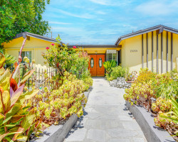 Board and Care in West Hills California 91307 at easeplacement.com - Ease Placement